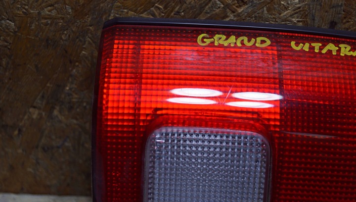 фото №10, Suzuki grand vitara i лампа левый зад s2570