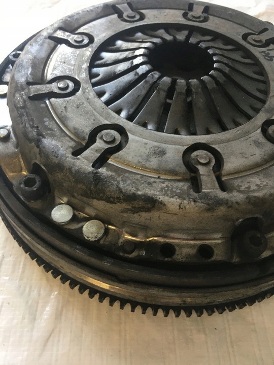фото №11, Двухмассовый маховик сцепление комплектные alz 1.6 i 102km audi a4 b5 европа демонтаж