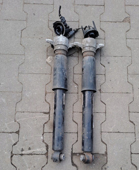 фото №1, Audi q7 4m q8 амортизатор зад задній 4m0616031t