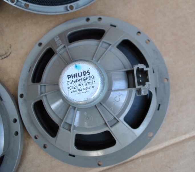 фото №2, Citroen c5 iii x7 динамик hifi дверь перед зад philips 9654819680