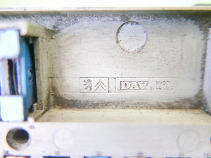 фото №7, Коробка предохранителей peugeot 607 phi 2.2hdi 99-