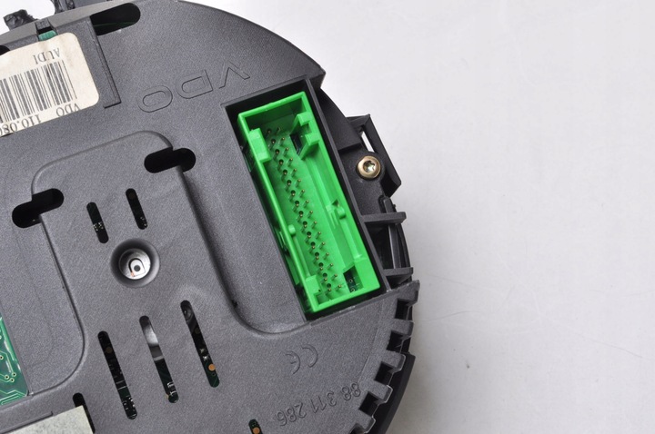 фото №11, Audi a2 1.6 fsi спидометр приборы европа 110080192/011