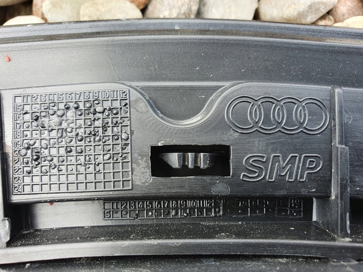 фото №7, Планка накладка крила праві зад audi q5 80a рік 16-