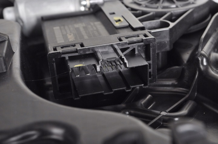 фото №6, Volvo v60 ii подъемник стекла левый задний 31462706