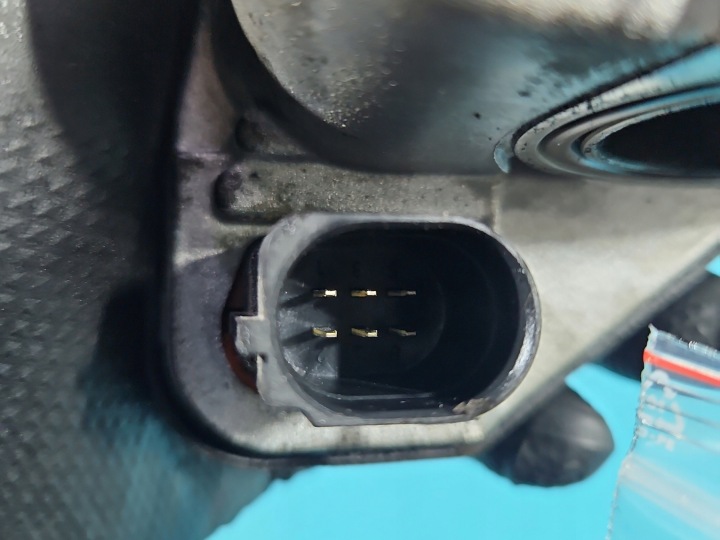 фото №6, Дроссельная заслонка renault scenic ii 8200302798 1.5 dci