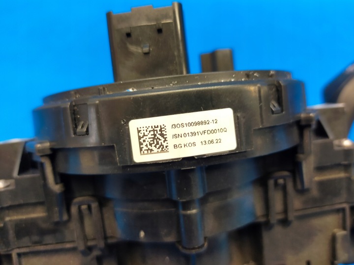 фото №12, Audi a6 c8 4k 2023r sedan s-line подрулевые рычаги переключатель комбинированный лента червяк