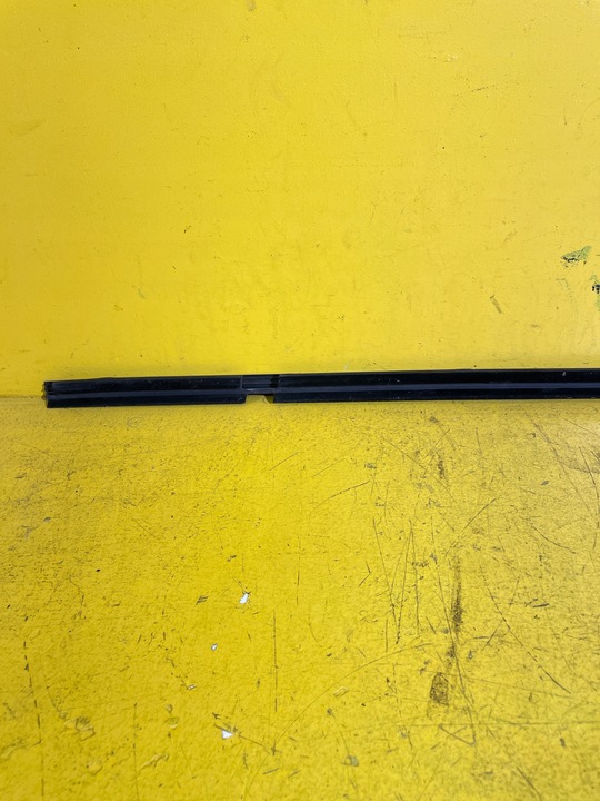 фото №6, Suzuki sx4 s-cross - планка дверь - правые зад