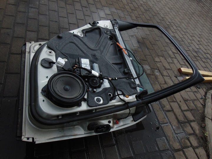 фото №8, Дверь левая зад задние audi a4 b6 sedan ly1x европа