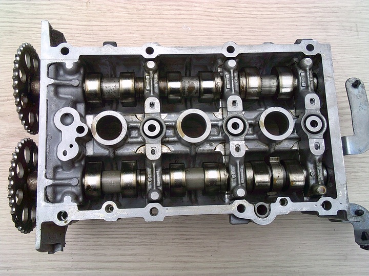 фото №13, Vw polo 1.2 12v azq bme вали розподільний вал корпус 03e103475d /// 03e103475h