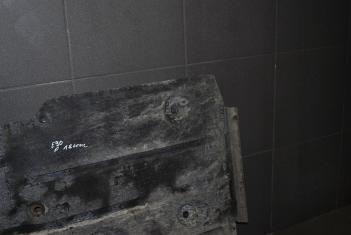 фото №12, Захист шасі права bmw e60 748506