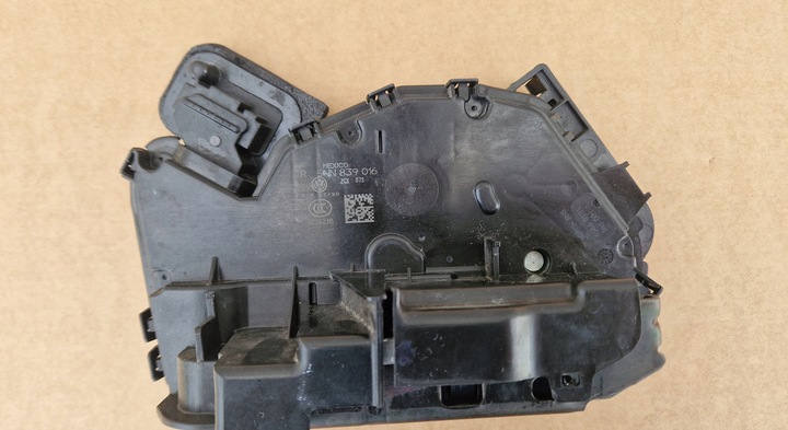 фото №1, Замок двері 5nn839016 vw skoda audi оригінал jak новий