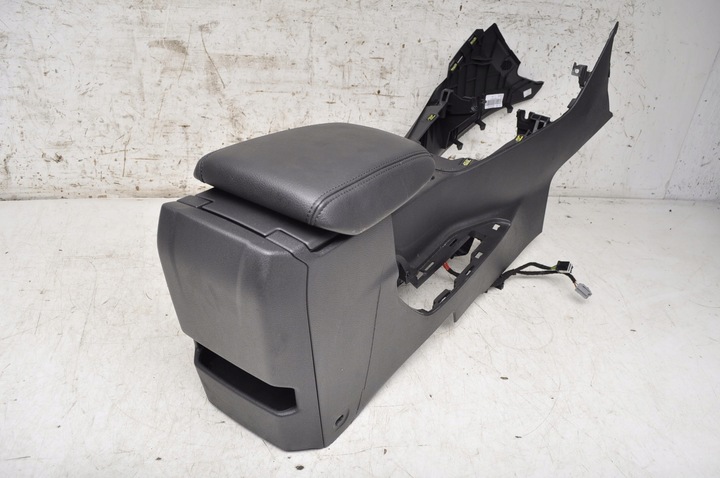 фото №9, Ford focus mk3 рестайлінг тунель середній підлокітник