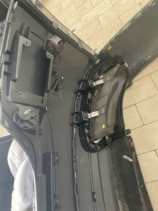 фото №12, Бампер кришка лампи балка зад audi a8 d4 довгий стан b.dobry w колір