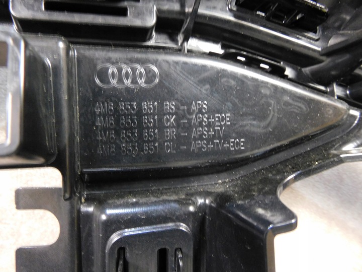 фото №14, Audi q8 4m8 рестайлинг s line sq8 бампер перед переднее полный белый