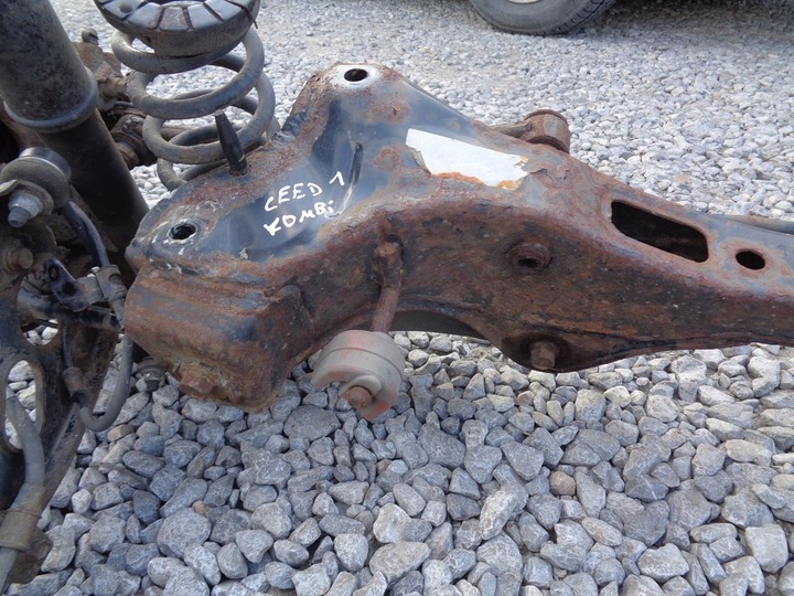 фото №9, Балка подрамник тележка подвешивание зад задняя ось kpl kia ceed 1 i универсал 2006-