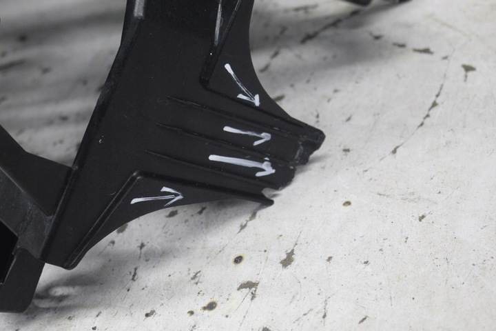 фото №6, Каркас кронштейн решітка радіатора volvo ex30 80001750