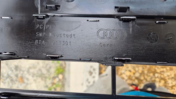 фото №12, Решётка радиатора audi a4 b9 8w0 8w 15-19 хром oem номер 8w0853651br ab новая