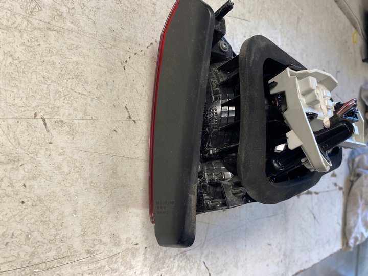 фото №10, Vw golf vii лампа правые зад w крышка багажника 5g0945094ae