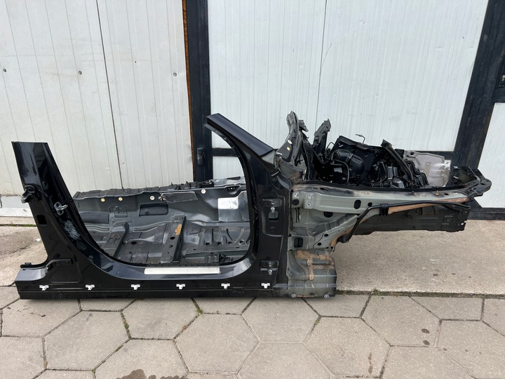 фото №1, Mercedes c-klasa w206 a206 лонжерон права чверть фартух 2021-