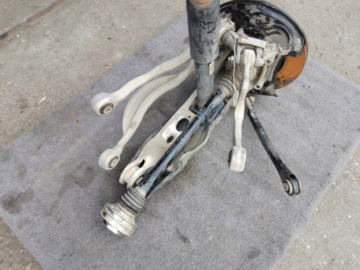 фото №4, Ступиця поворотна опора зад ліва audi q7 q8 4m