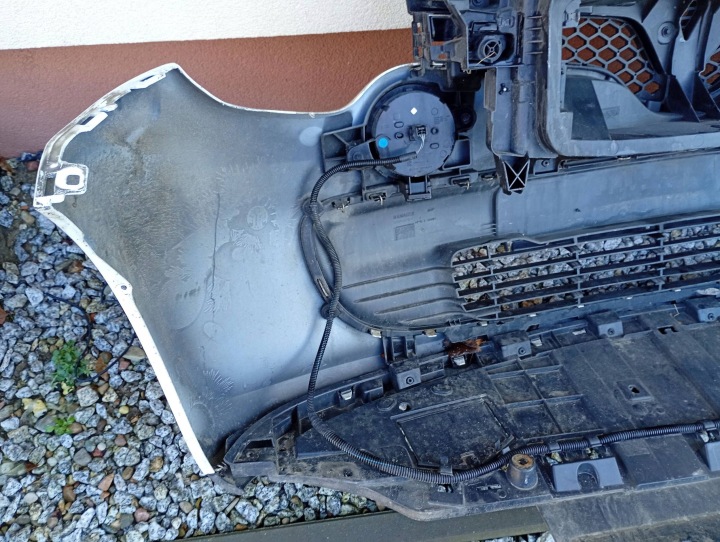 фото №10, Бампер передний перед renault twingo iii 622541335r