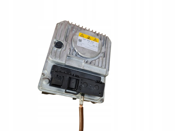 фото №1, Audi q3 ii f3 83a преобразователь преобразователь напряжения 5qf959663