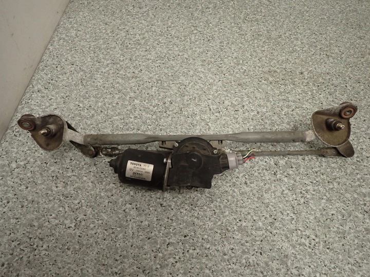 фото №9, Toyota avensis t25 02-08 механизм моторчик дворник передних