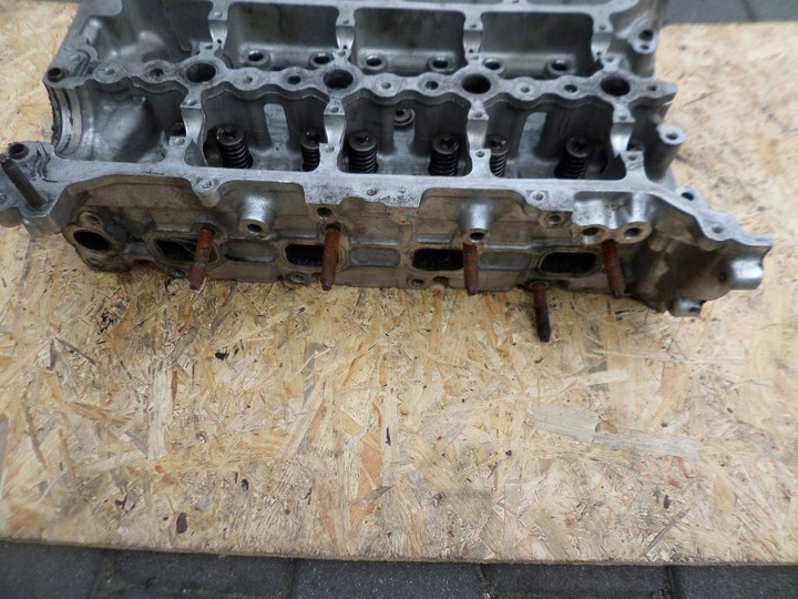 фото №5, Головка двигуна rav4 toyota avensis t27 d4d 1ad