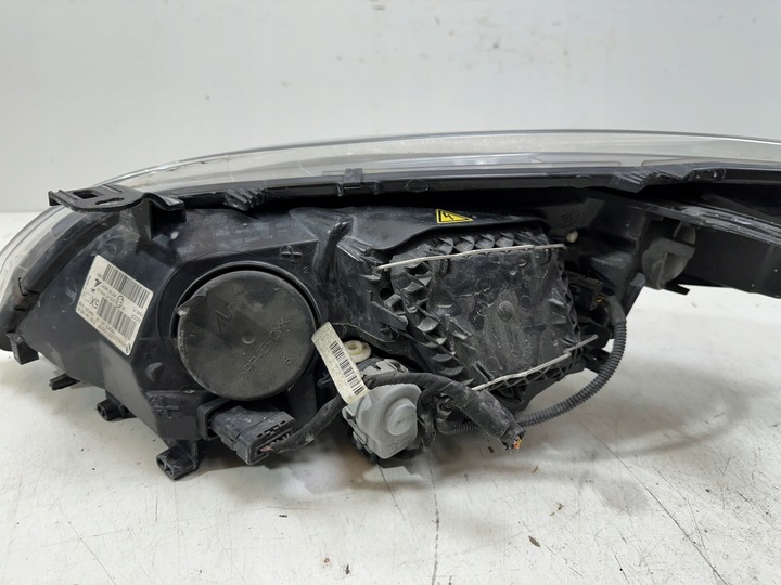 фото №12, Лампа права перед renault megane iii 3 ксенон 260100021r