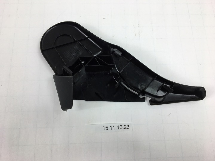 фото №6, Пластик сиденья правого пассажира чёрный mercedes w124 sedan универсал 1249182230