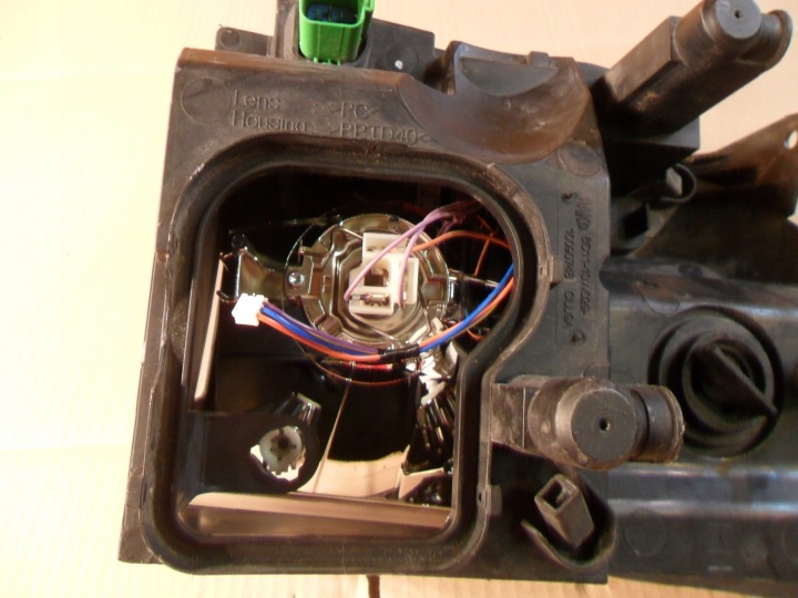 фото №12, Ford transit 06-14 права фара 6c11-13w029