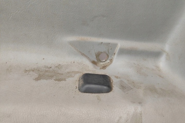 фото №7, Боковина задніх правих двері vw