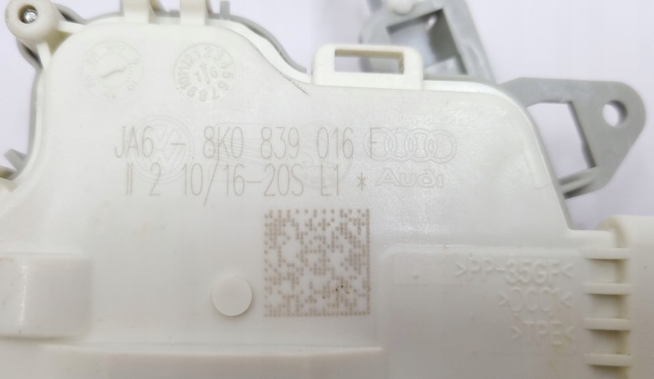 фото №8, Замок двері audi a3 a4 a5 a8 q3 q5 q7 8k0839016f