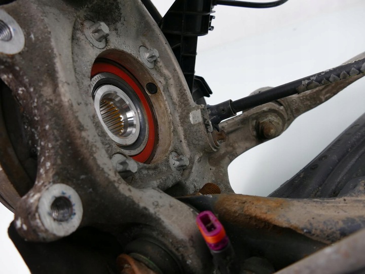 фото №14, Mercedes c w204 1.8 cgi ступиця важелі лівий зад