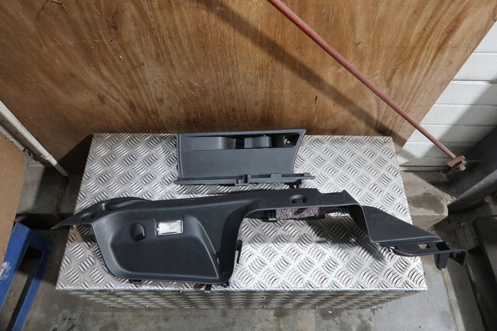 фото №8, Боковина багажника лівий зад megane iii універсал 769180018r