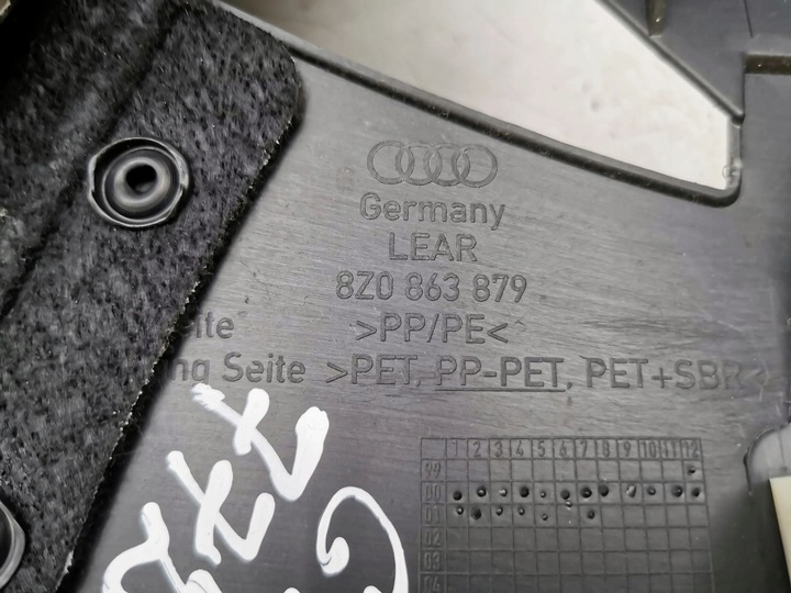 фото №10, Audi a2 2001 левая сторона боковина / обивка / багажника