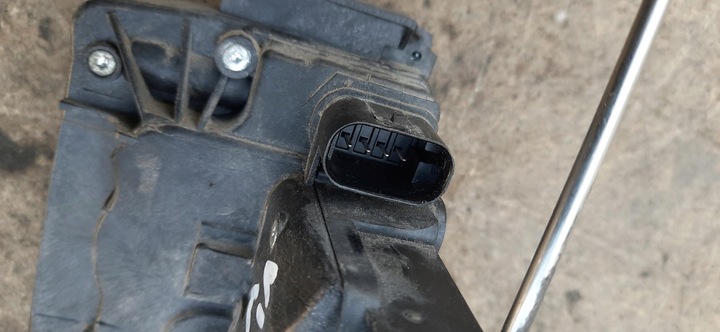 фото №7, Замок дверь правые перед 4pin vito w447 a4477200235