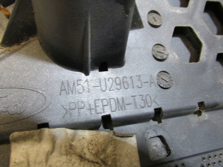 фото №8, Накладка планка крыльев зад цвет ga grand c-max