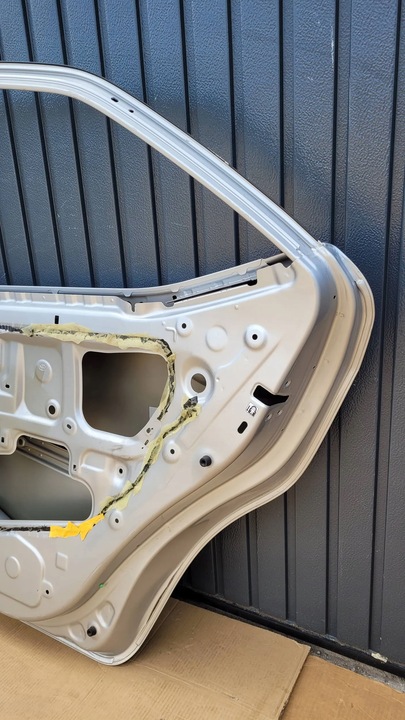 фото №11, Toyota corolla e16 13- двері зад задні праві fv