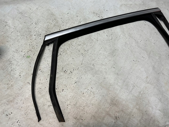 фото №7, Opel astra j iv прокладка двері скла правий зад