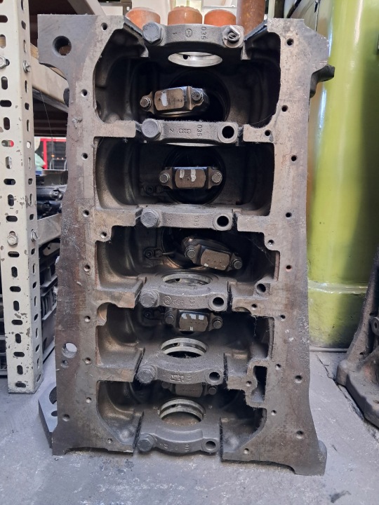 фото №5, Блок двигателя vw 2.5tdi apa ahd