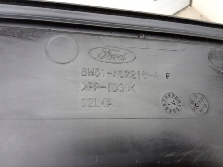 фото №10, Ford focus mk3 2011-18r. - панель под лобовым стеклом верхний