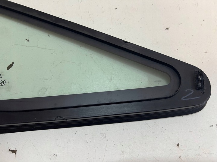 фото №8, Mitsubishi colt vi cz3 скло кузовна перед трикутник нова oem