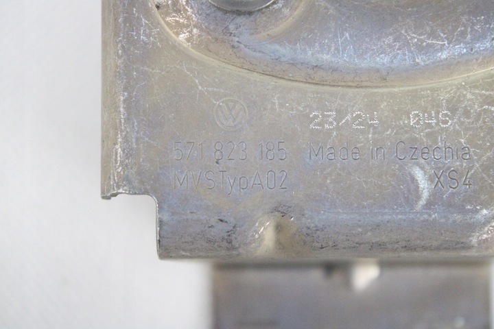 фото №5, Засув капота volkswagen tiguan iii 571823185