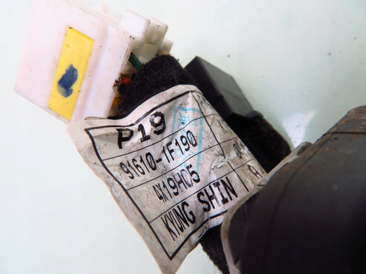 фото №5, Wiązdka дверь правые перед kia sportage ii 916101f190