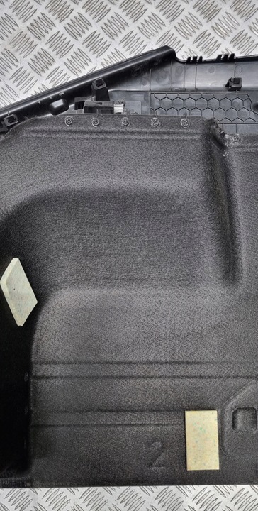 фото №13, Audi q3 83a боковина багажника правий 83f863880