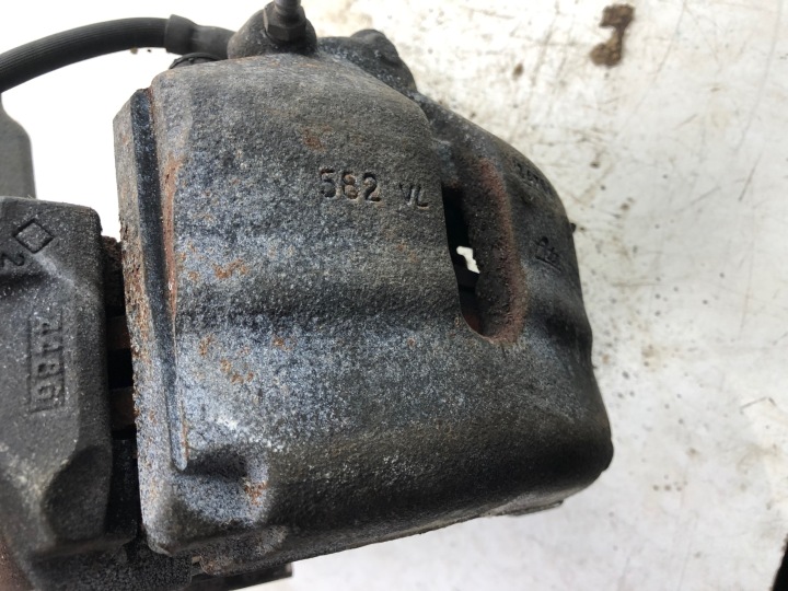 фото №4, Vw touran 1t0 поворотна опора ступиця диски праве перед