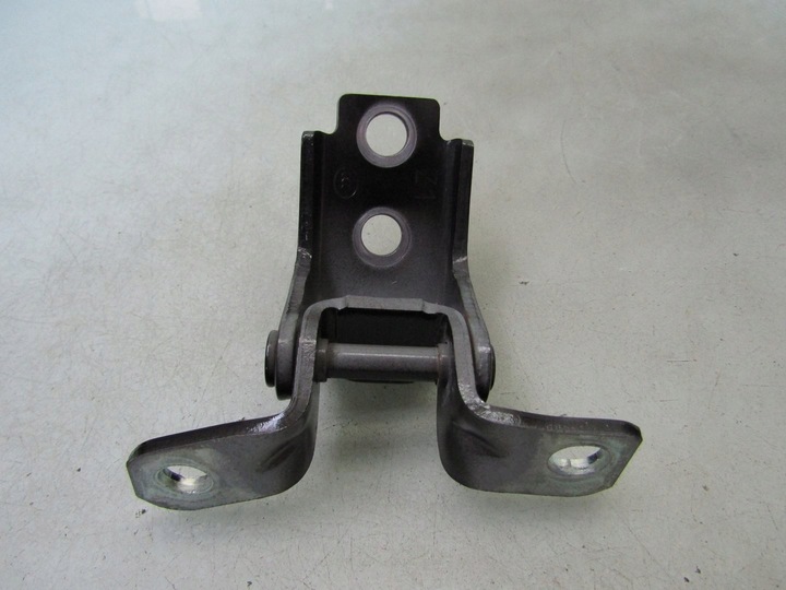 фото №2, Cx-60 23r петля двері праві перед переднє верхній правих передніх 41w