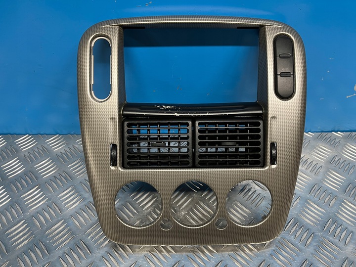 фото №1, Ford explorer iii рамка радіо dekor ґрати повітропровід