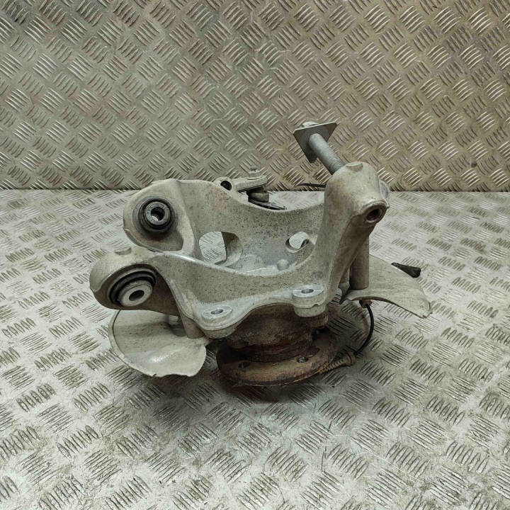 фото №6, Поворотна опора задня ліва bmw ix i20 6890577 30426172 240kw 2022